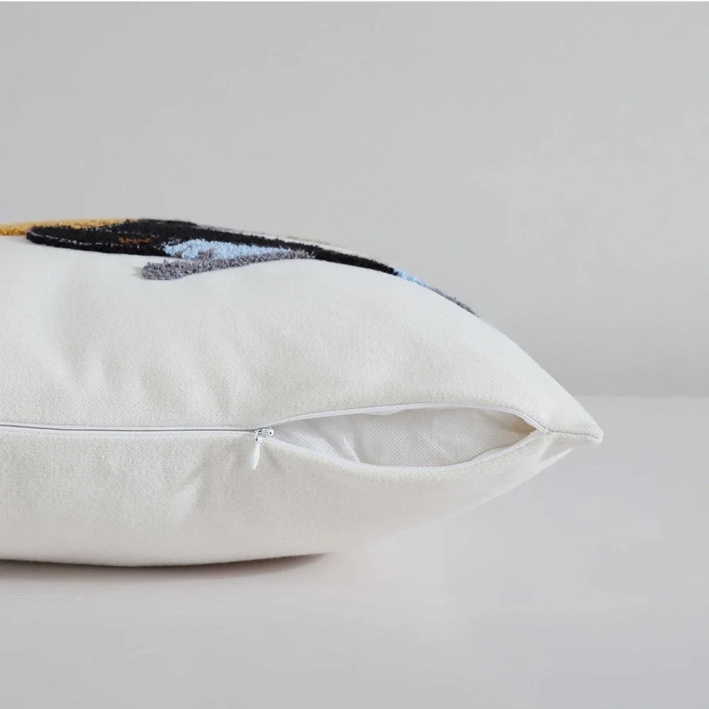EDDIE BAUER SKI HILLS ACCENT PILLOW 30” x 20” NWOT